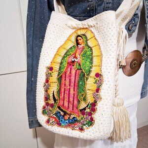 This item is a handcrafted Wayuu mochila bag from Colombia crystals beaded